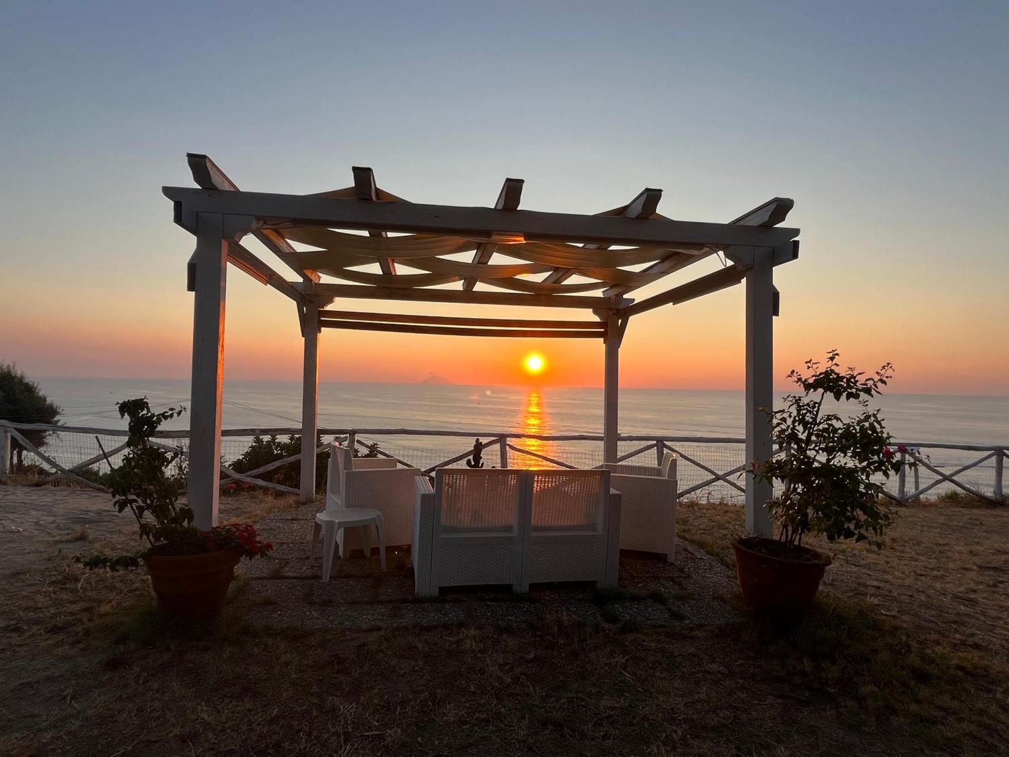 Residence Araba Fenice تروبيا المظهر الخارجي الصورة