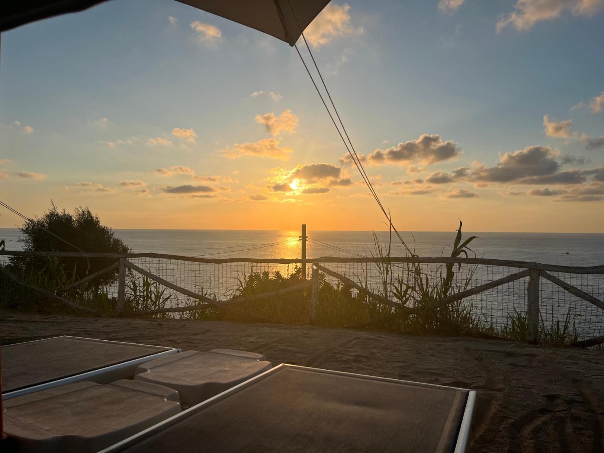 Residence Araba Fenice تروبيا المظهر الخارجي الصورة