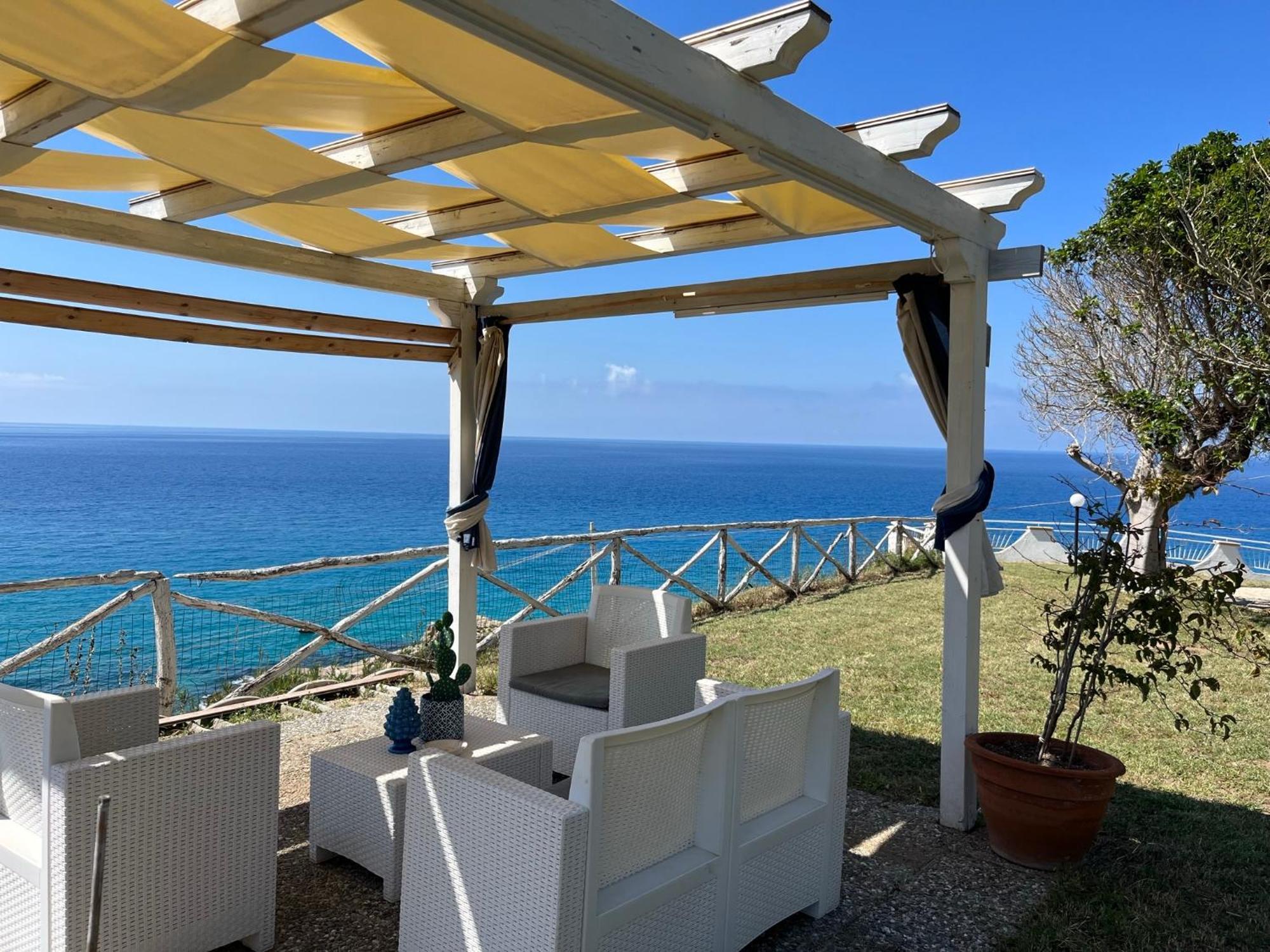 Residence Araba Fenice تروبيا المظهر الخارجي الصورة