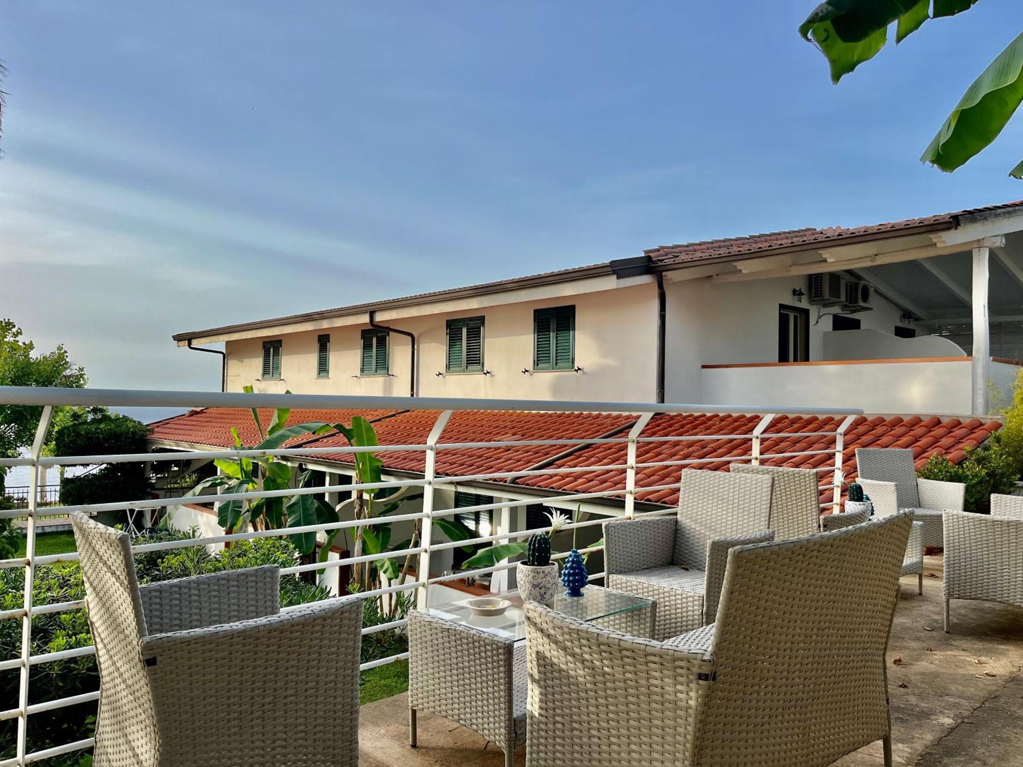 Residence Araba Fenice تروبيا المظهر الخارجي الصورة