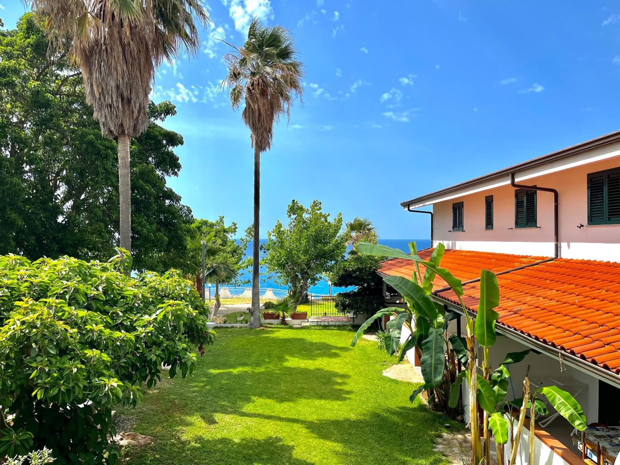 Residence Araba Fenice تروبيا المظهر الخارجي الصورة