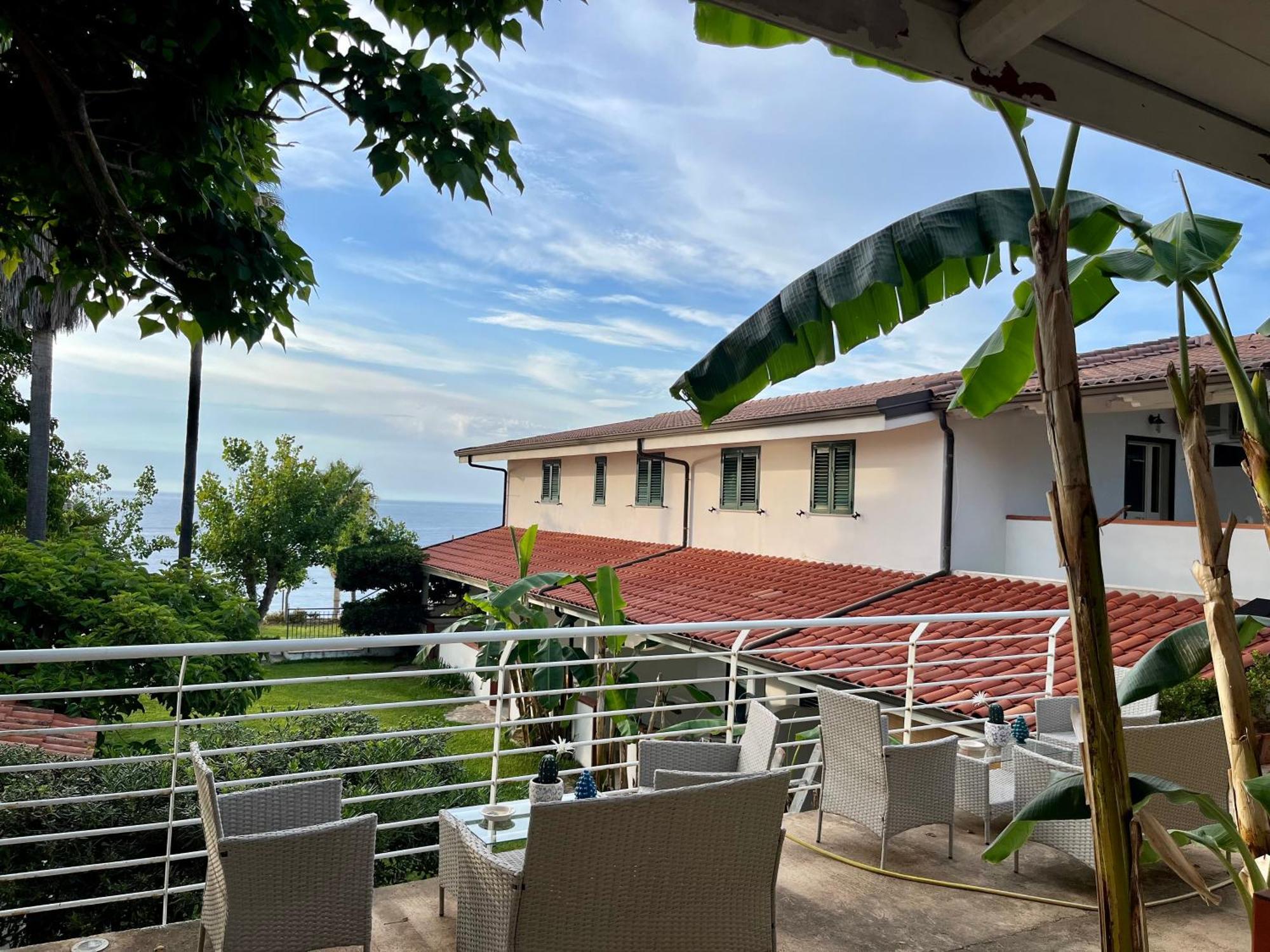 Residence Araba Fenice تروبيا المظهر الخارجي الصورة